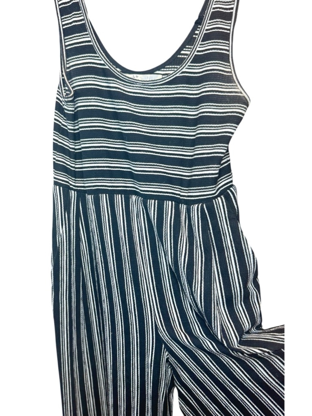 Black and white Striped Sleeveless jumpsuit with pockets. size S